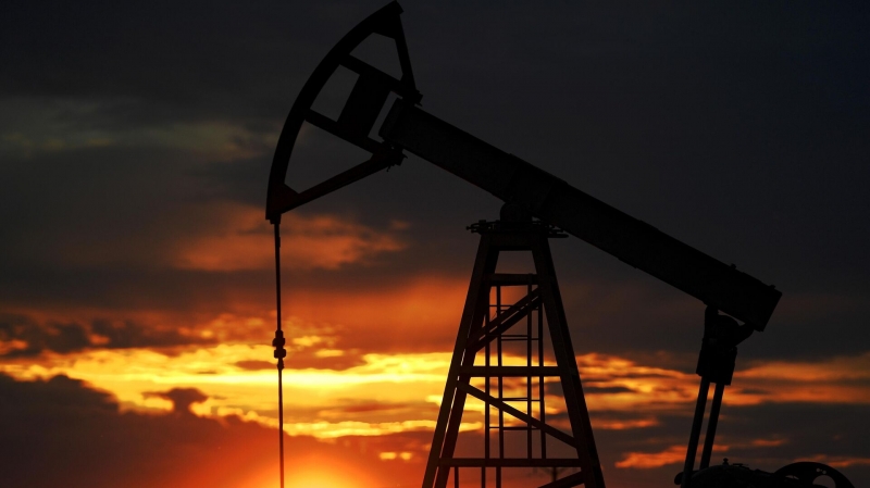 Глава Минэнерго допустил подорожание нефти до 150 долларов за баррель