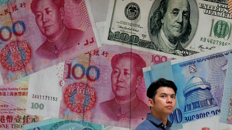 Эксперт рассказал, почему Китай не готов сбросить доллар с пьедестала