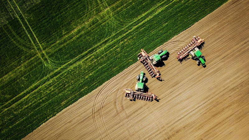 СМИ: рост тарифов на российские удобрения ударил по канадским фермерам