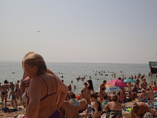 Жители ДНР поехали отдыхать на курорты, которых лишилась Украина