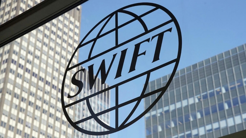 Орешкин заявил о планах отвязать российскую внешнюю торговлю от SWIFT