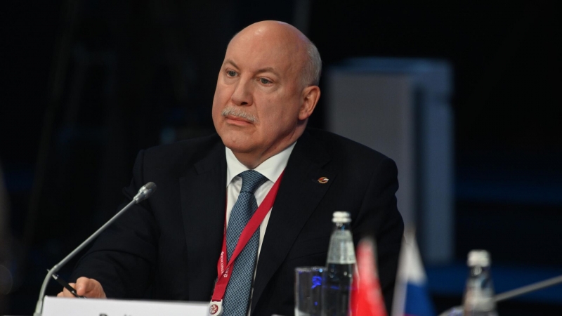 Россия и Белоруссия скоро завершат процесс отмены роуминга, заявил Мезенцев