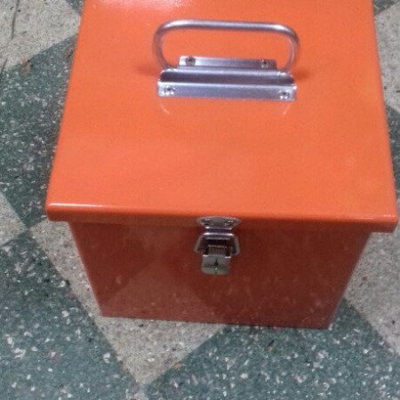 Ящик для хранения судовой пиротехники 250х250х250