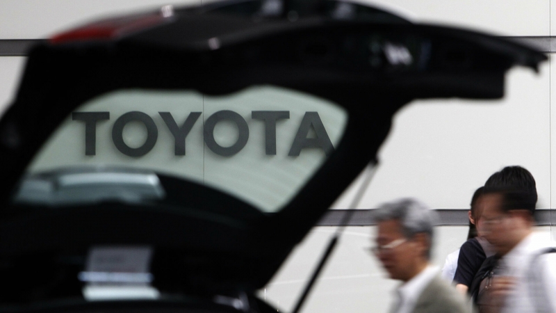 Toyota и Lexus приостановили поставки автомобилей в Россию