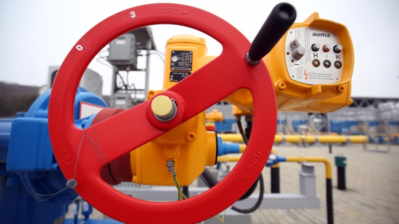"Газпром" штатно подает газ для транзита через Украину