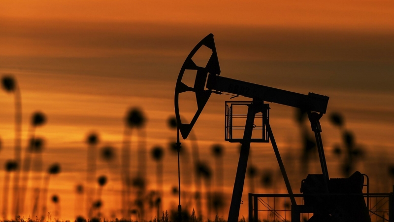 Пошлина на экспорт нефти из России вырастет до 55,2 доллара за тонну