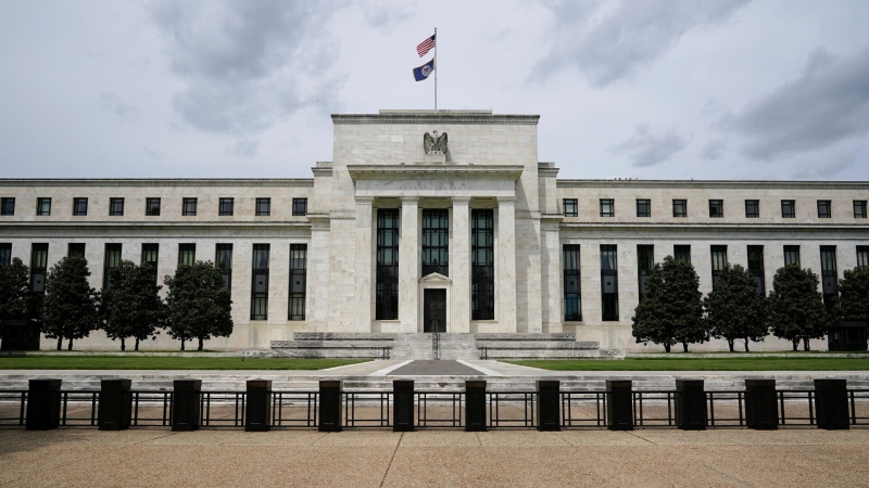 Снижение инфляции в США до 2% займет пару лет, заявила представитель ФРС