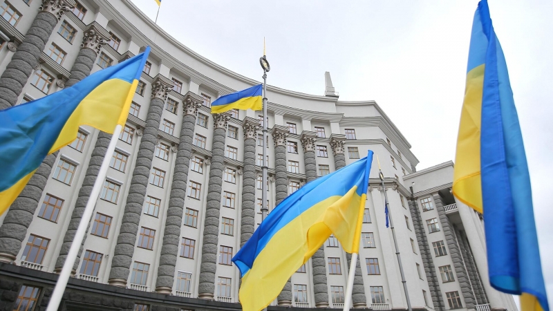 Советник Зеленского: Украине нужно порядка восьми месяцев на вывоз зерна