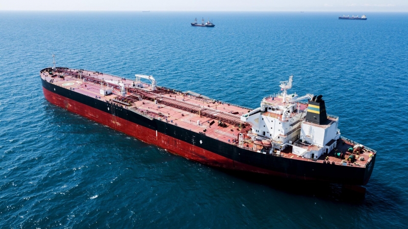Bloomberg: танкеры сменили иранскую нефть на российскую