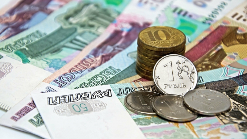 Экономист предположил, с чего рубль начнет отчет в марте
